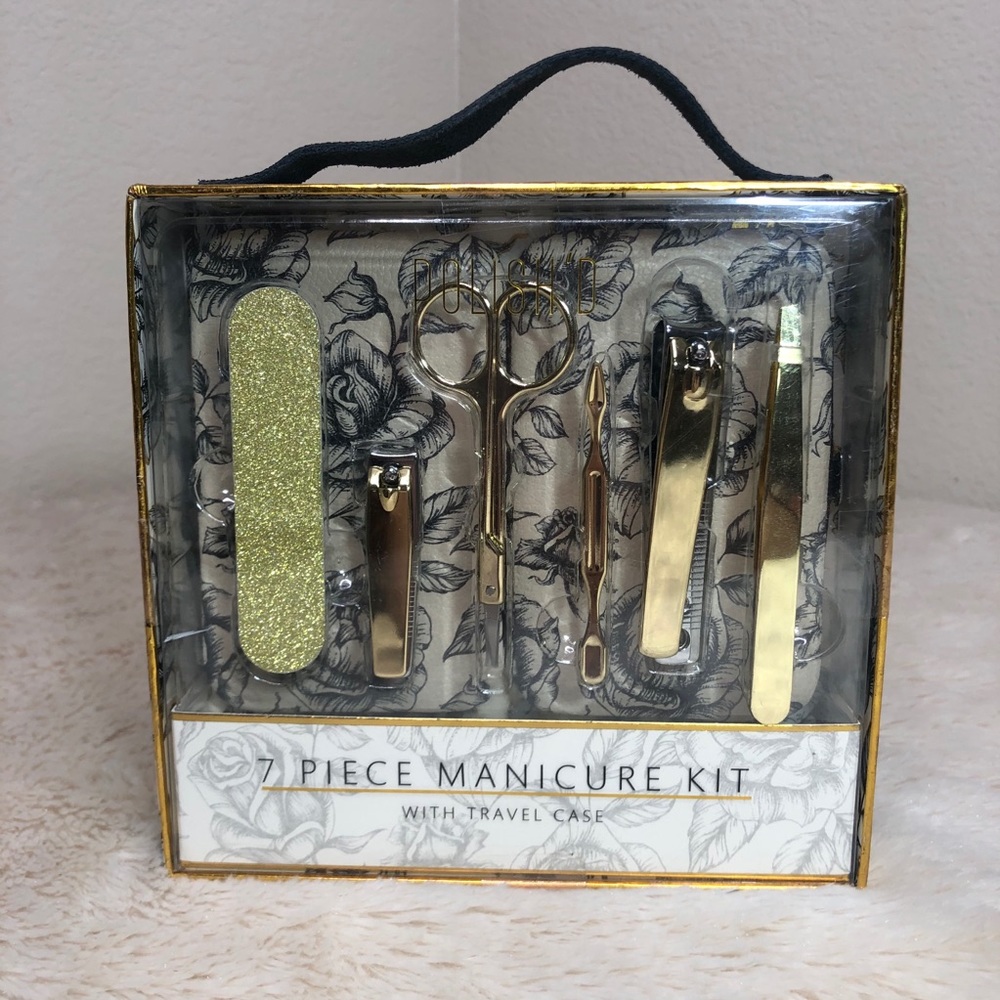 POLISH’D 7 Piece Manicure Kit With Travel Case